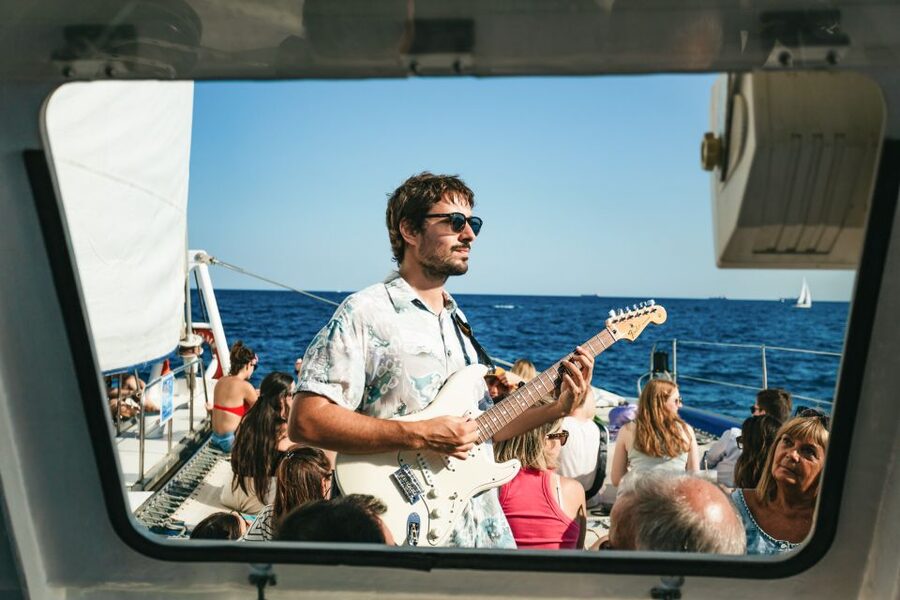 Barcelona: Sunset Catamaran Cruise with Live Music - Drinks at the onboard bar