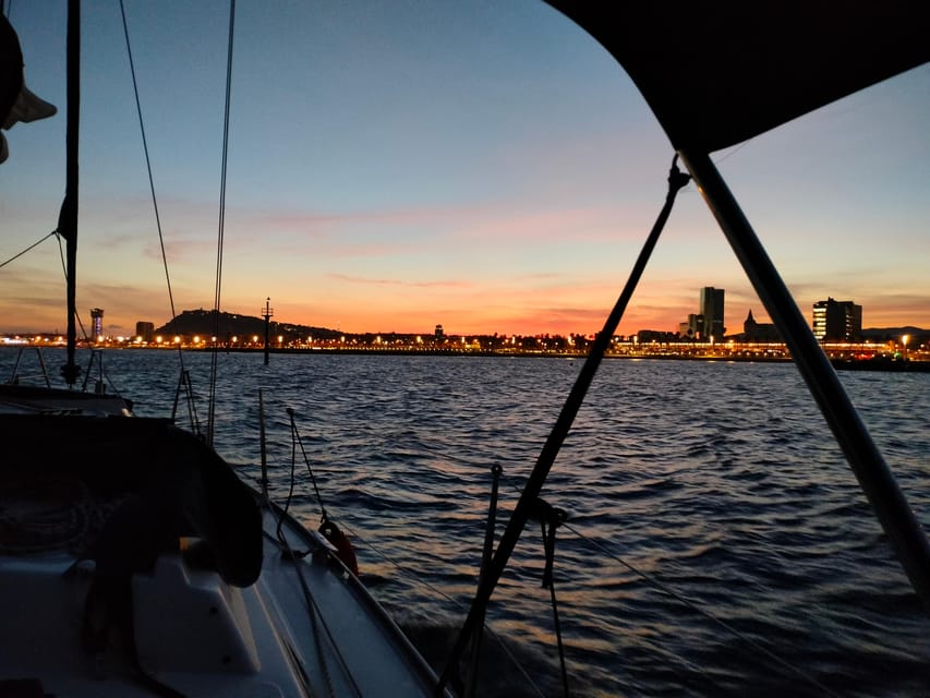Barcelona: Sunset Cruise with Snacks and Drinks - Sailing out from Port Olímpic