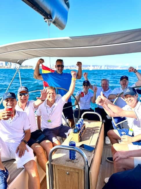 Barcelona: Sunset or Afternoon Yacht Cruise with Drinks - Harbor views before the open sea