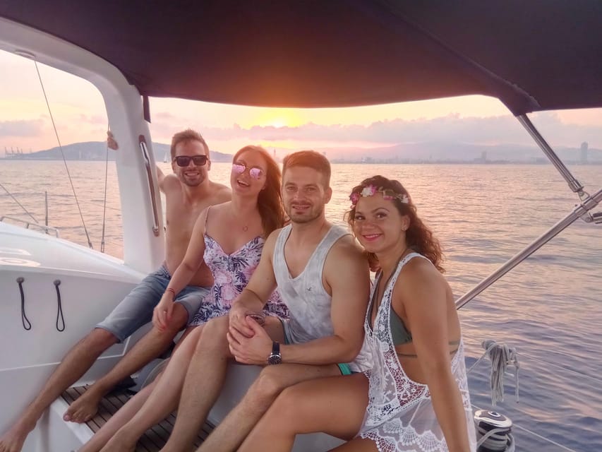 Barcelona: Sunset Sailing Tour with Open Bar & Snacks - Quick reasons to book