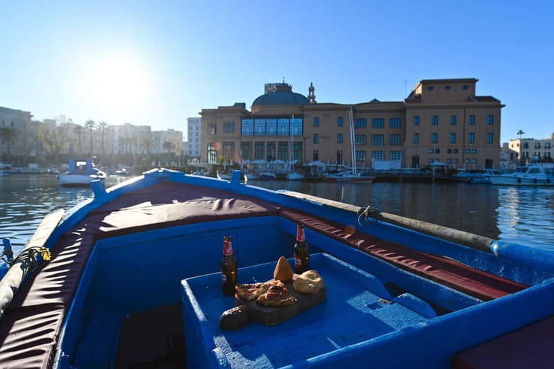 Bari:Private Boat Trip over "Gozzovigliando", fishermen boat - The Margherita Theater and the Umbertino waterfront