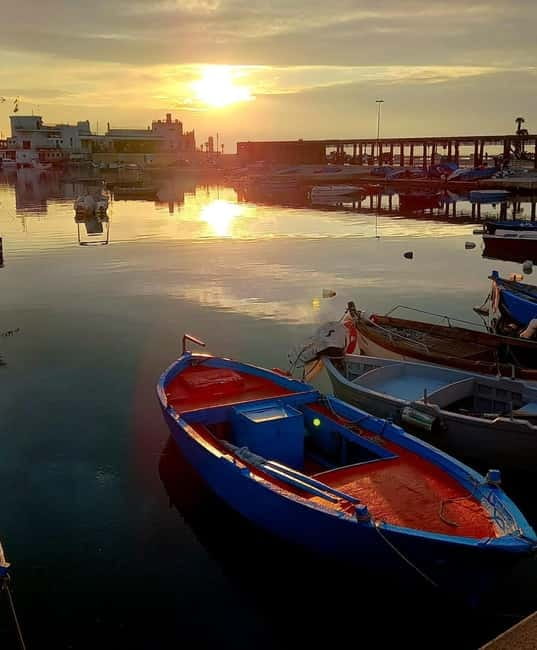 Bari:Private Boat Trip over "Gozzovigliando", fishermen boat - Setting out from Molo San Nicola