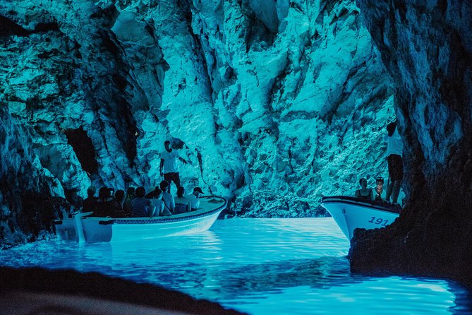 Blue cave, Mamma Mia and Hvar, 5 islands speedboat tour - The Blue Cave at Biševo