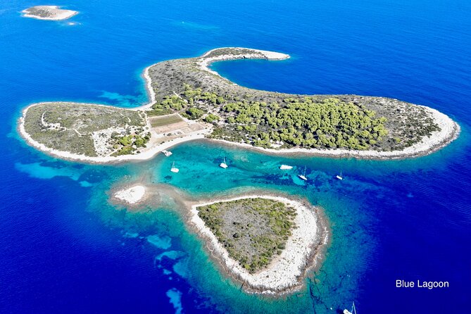Blue cave, Mamma Mia and Hvar, 5 islands speedboat tour - Swimming into Stiniva Cove