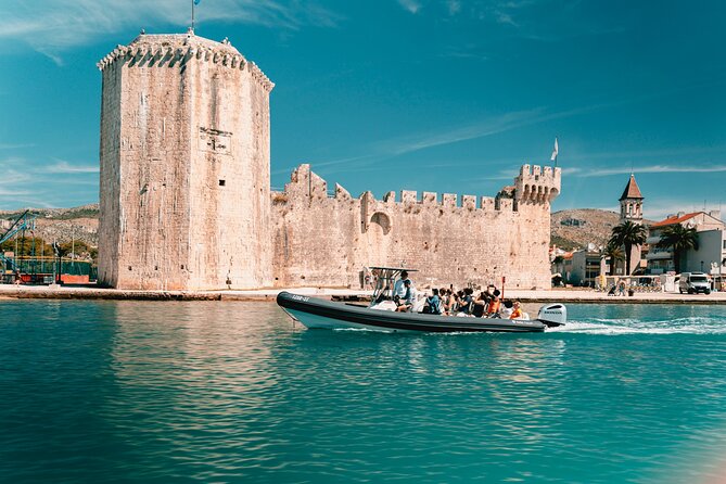 Blue Lagoon & 3 Islands Small-Group Speedboat Tour - Trogir gives the morning a cultural start