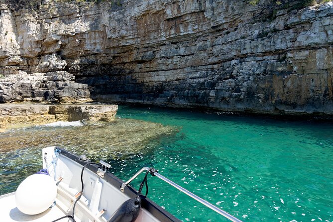 BOAT & KAYAK! Sea Adventure - Snorkeling & Cliff Jumps - Photos, guide service, and the group experience
