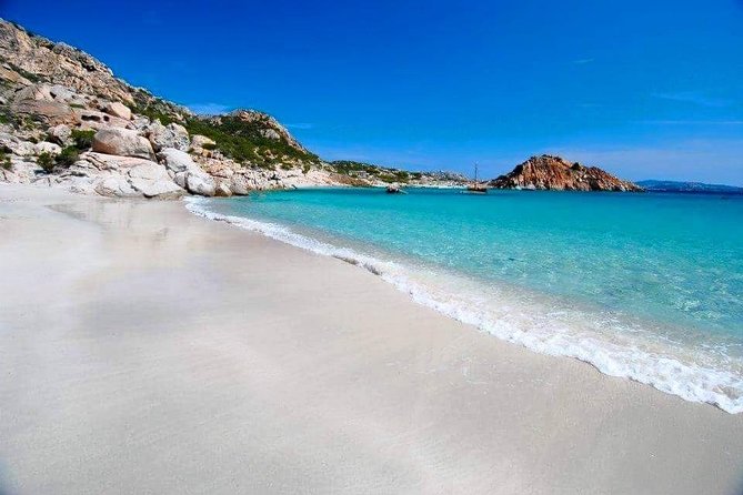Boat Tour La Maddalena Archipelago from Palau - Budelli and the Pink Beach photo stop