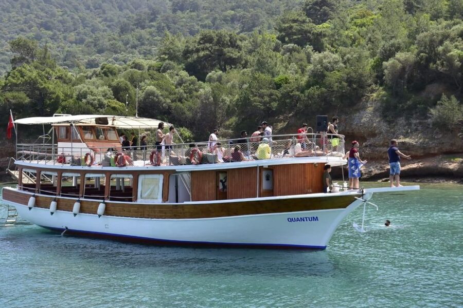 Bodrum: Orak Island Boat Tour with Swim Stops and Lunch - Tavşan Burnu and the quieter final stop