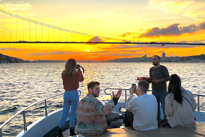 Bosphorus Sunset or Daytime Yacht Cruise with Snacks & Live Guide - Why the Bosphorus is the right place to begin