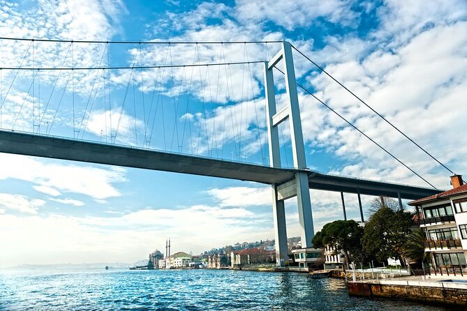 Bosphorus Sunset or Daytime Yacht Cruise with Snacks & Live Guide - Boarding near Arap Camii in Beyoğlu