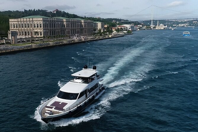 Bosphorus Yacht Cruise with Stopover on the Asian Side - (Morning or Afternoon) - Who will enjoy this Bosphorus cruise most