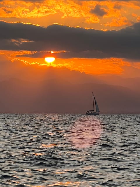 Cagliari: Devil's Saddle Boat Tour with Spritz and Chips - Calamosca gives you the first swim