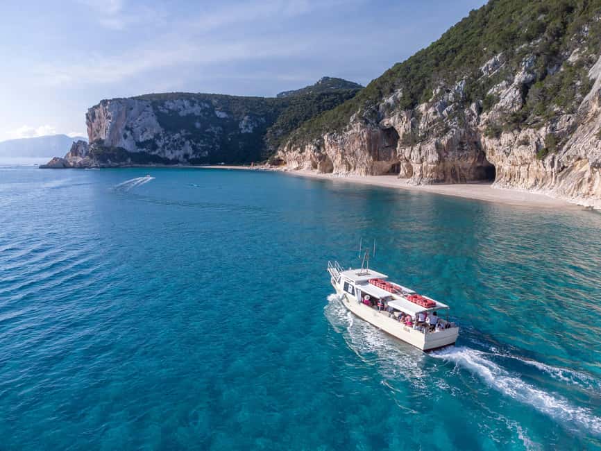 Cala Gonone: Grotta Bue Marino & Cala Luna Beach Boat Trip - Why the Sea Ox Cave is the star of the morning