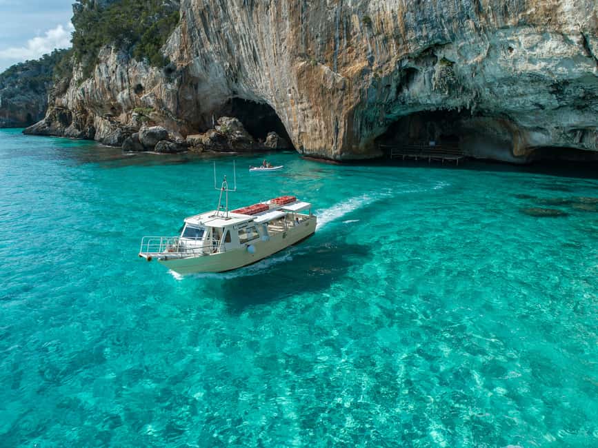 Cala Gonone: Grotta Bue Marino & Cala Luna Beach Boat Trip - The boat ride along the Gulf of Orosei