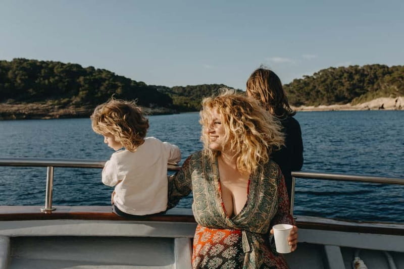 Cala'n Bosc: 3.5-Hour South Coast Sightseeing Boat Trip - Son Saura and Cala en Turqueta from the water