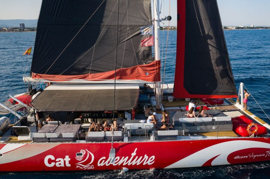 Cambrils: Catamaran Cruise with Drinks and BBQ Lunch Option - A relaxed start from Cambrils