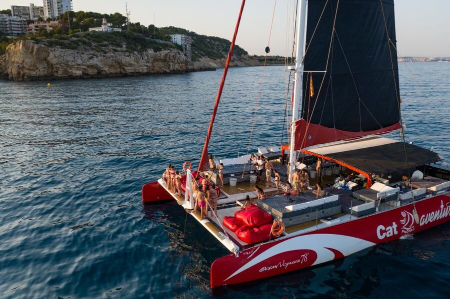 Cambrils: Catamaran Cruise with Drinks and BBQ Lunch Option - Anchoring near Cap Salou or La Pineda