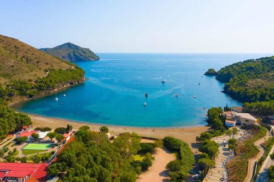 Cap Norfeu: Costa Brava Catamaran Trip with Underwater Views - Starting points and practical planning