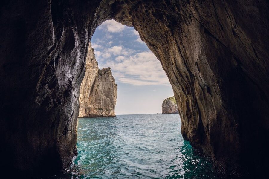 Capri: 2-Hour Boat Tour with Happy Hour - Should You Book It?