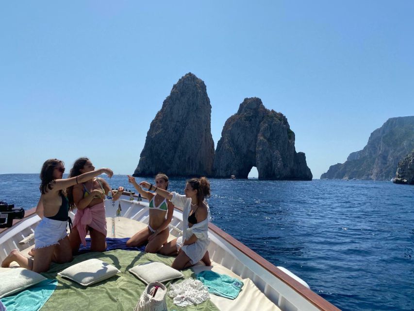Capri: Island and Grottos Boat Cruise with Snacks and Drinks - The Blue Grotto question