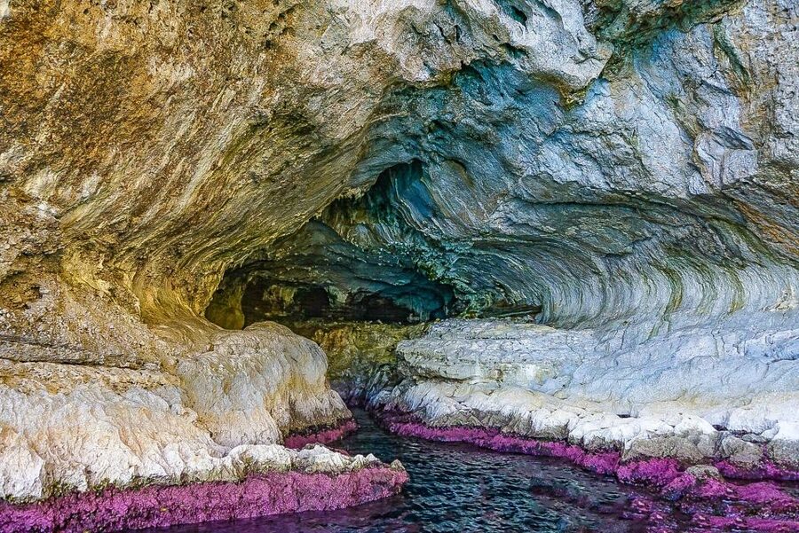 Capri: Island Boat Tour with Blue Grotto Stop - The Blue Grotto: beautiful, optional, and time-sensitive
