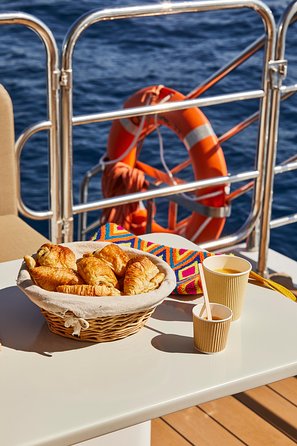 Catamaran from Cannes - Seating, swimming, and what to pack