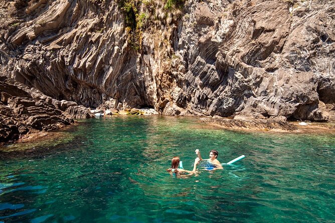 Cinque Terre Hybrid Boat Tour from Monterosso - Corniglia, the village above the water
