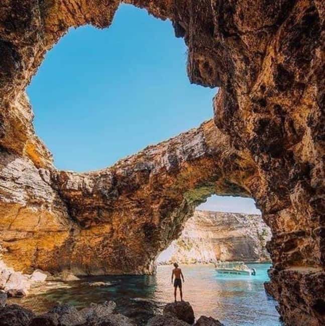 Comino & Gozo: Blue & Crystal Lagoons Cruise with Sea Caves - Crystal Lagoon gives you the first swim