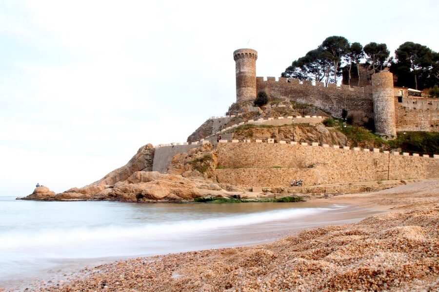 Costa Brava: Boat Ride and Tossa Visit with Hotel Pickup - Why this Costa Brava day trip works