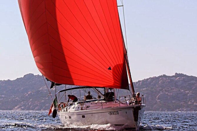 Daily sailing trip in the La Maddalena Archipelago - Lunch, pasta, fruit, and drinks on board