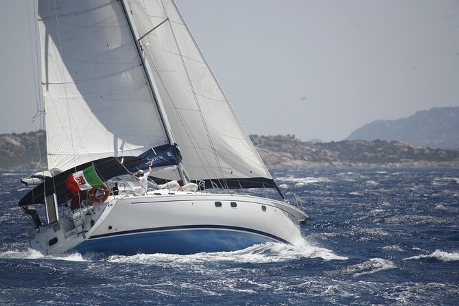 Daily sailing trip in the La Maddalena Archipelago - What sailing is really like on this trip