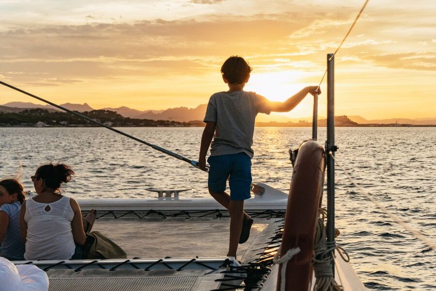 Dénia: Daytime or Sunset Catamaran Cruise - Sunset at sea with music and cava