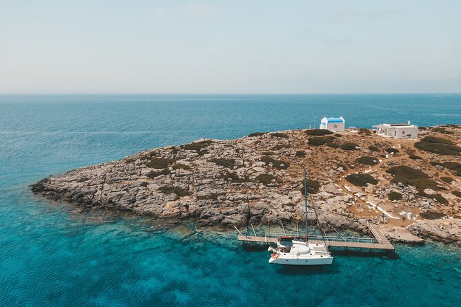 Dia Island Catamaran – Premium Lunch, Open Bar, Small Group - Setting sail from Heraklion at 9:30 a.m.