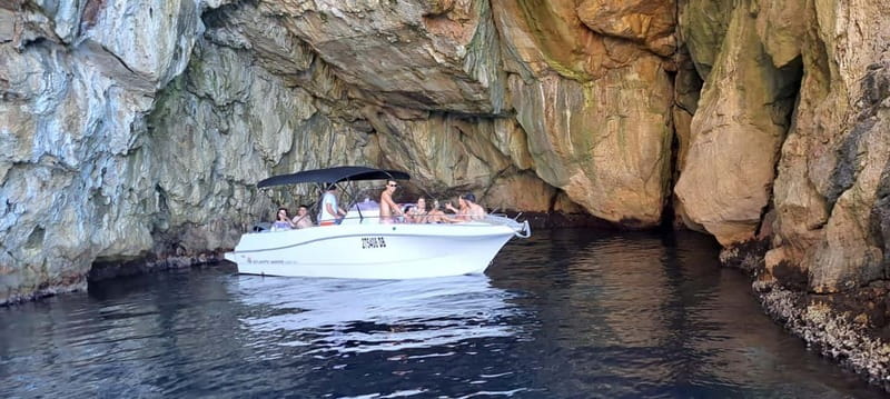 Dubrovnik: Blue Cave, Green Cave & Sunj Beach Speedboat Tour - The Speedboat Ride From Dubrovnik