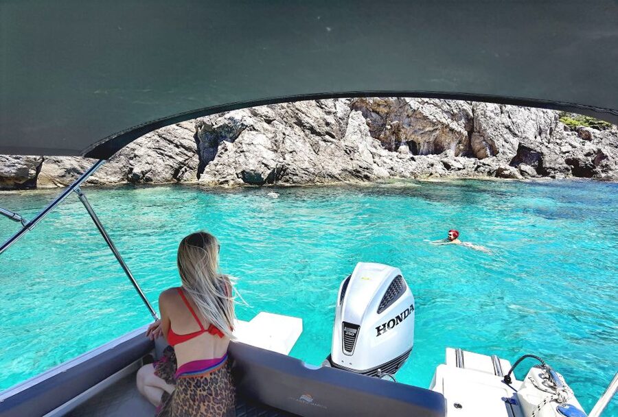 Dubrovnik: Blue Cave & Sunj Beach Boat Tour with Drinks - Ninety minutes at sandy Šunj Beach