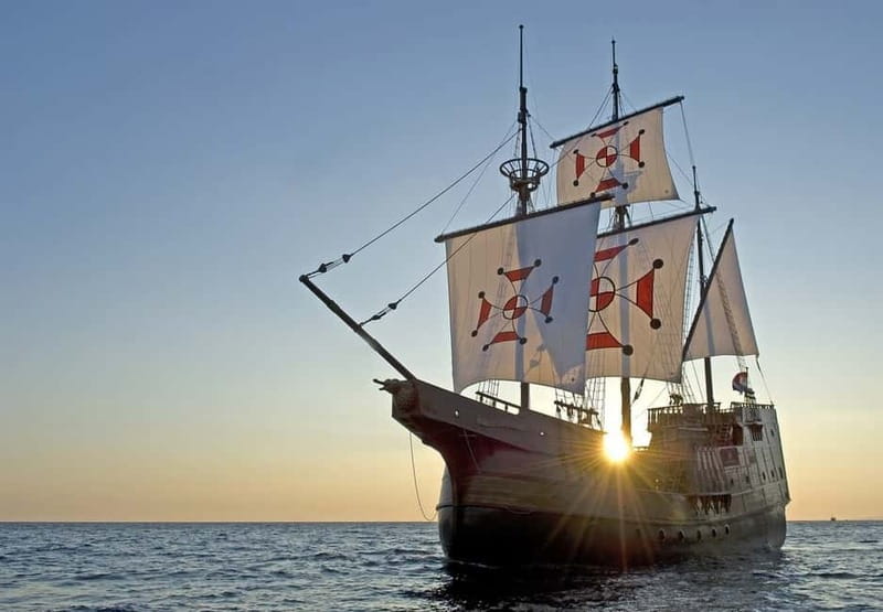Dubrovnik: Panoramic Sunset Cruise-Karaka Ship (Adult Only) - Watching Dubrovnik’s walls from the Adriatic