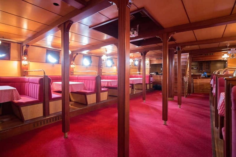 Dubrovnik: Panoramic Sunset Cruise-Karaka Ship (Adult Only) - The guide’s stories and the Old Town connection