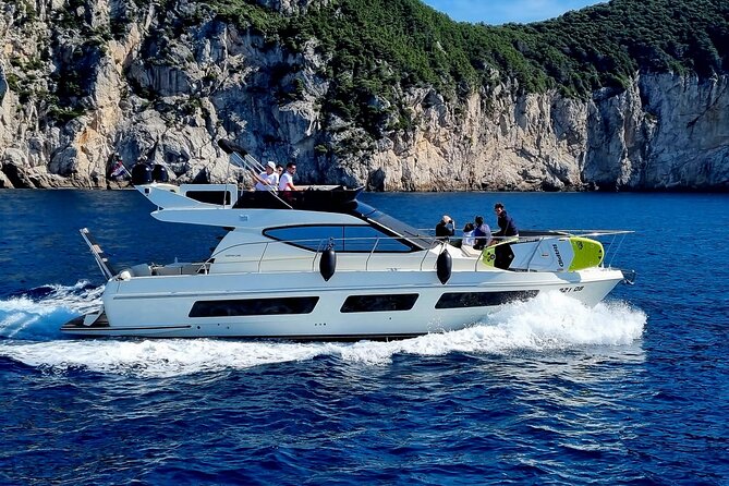 Dubrovnik: Private Boat Tours to Elaphite Islands - Hotel pickup makes the morning easier