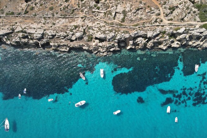 Favignana and Levanzo, Egadi islands tour by boat from Trapani - Cala Fredda and Cala Minnola finish strong