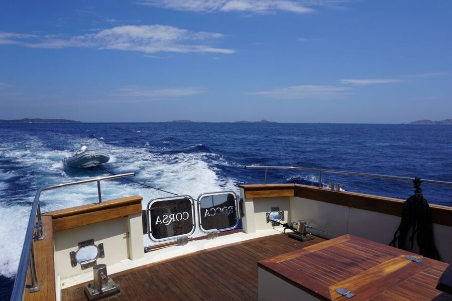 Forio: Ischia Island Boat Tour with Local Lunch and Swimming - Food and drinks from breakfast to dessert