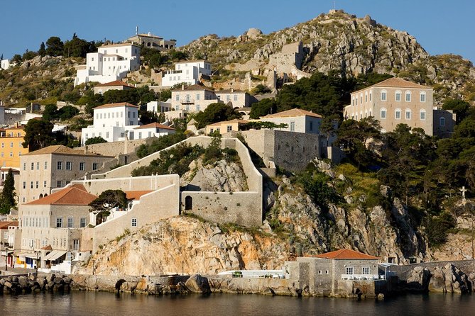 From Athens: Hydra, Poros, and Aegina Day Cruise with Lunch - Entertainment, service, and the VIP question