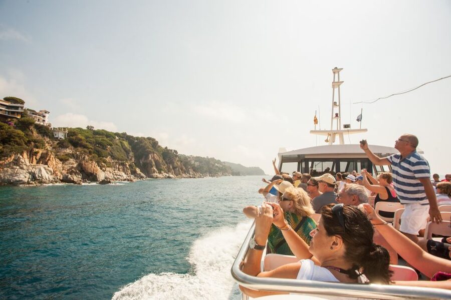 From Barcelona: Costa Brava Day Tour with Boat Trip - Why the boat makes this Costa Brava trip worthwhile