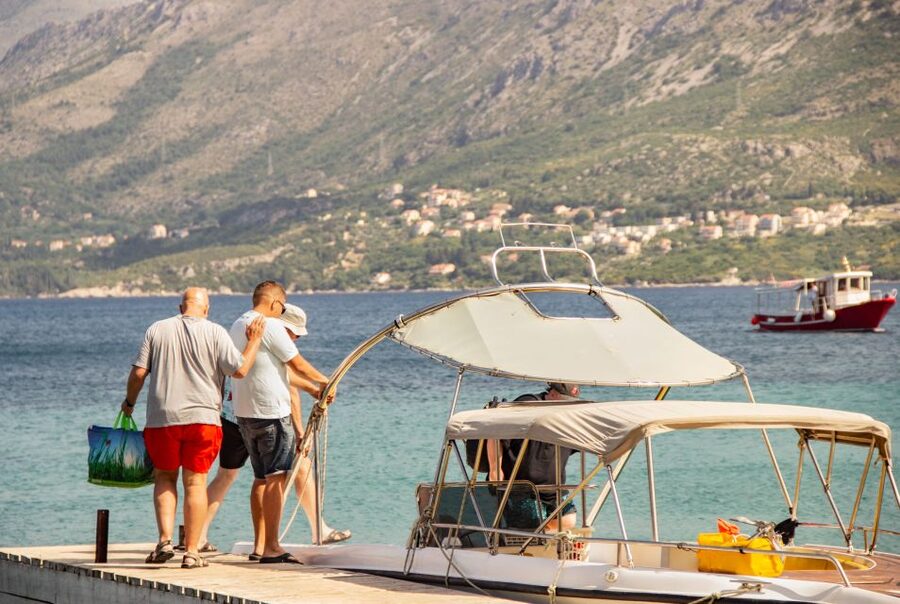 From Dubrovnik/Cavtat: Blue Cave, Sunj Beach Speed Boat Tour - Practical advice for a smoother outing