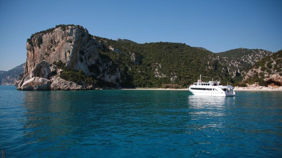 From La Caletta or Orosei: Gulf of Orosei Cruise - Cala Sisine, the first beach pause