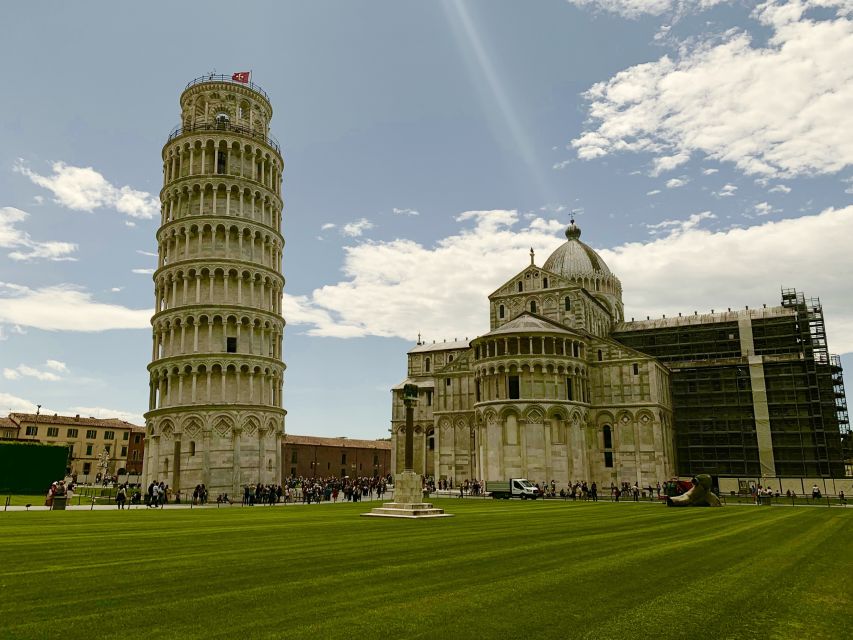 From La Spezia: Round-Trip to Pisa Cruise Shore Excursion - Taking the city walking option