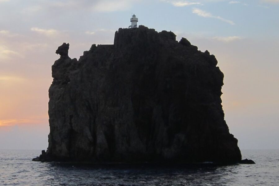 From Milazzo: Panarea and Stromboli Boat Trip by Night - Stromboli: village time beside an active volcano