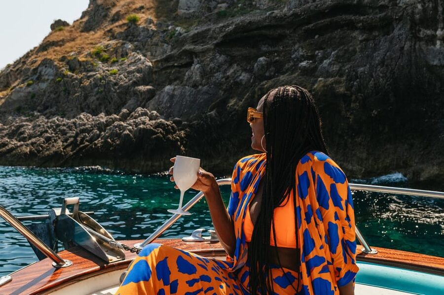 From Naples: Positano and Amalfi Boat Tour with Drinks - Marina Grande, Roman ruins, and Ieranto Bay