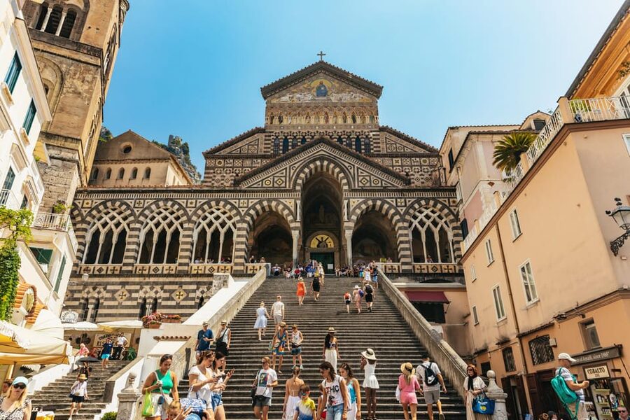 From Naples: Positano and Amalfi Boat Tour with Drinks - Swimming and snorkeling in clear water