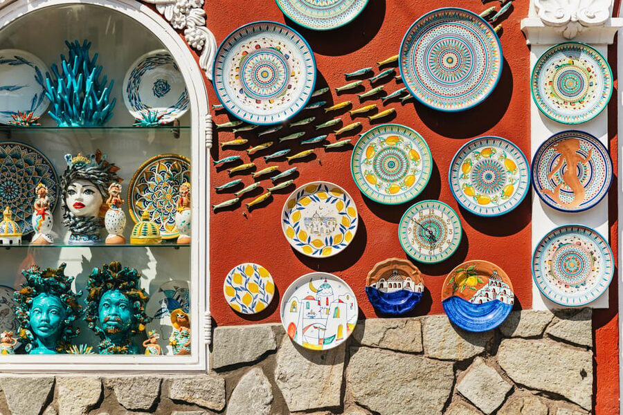 From Naples: Positano and Amalfi Boat Tour with Drinks - Drinks, snacks, and the simple onboard lunch
