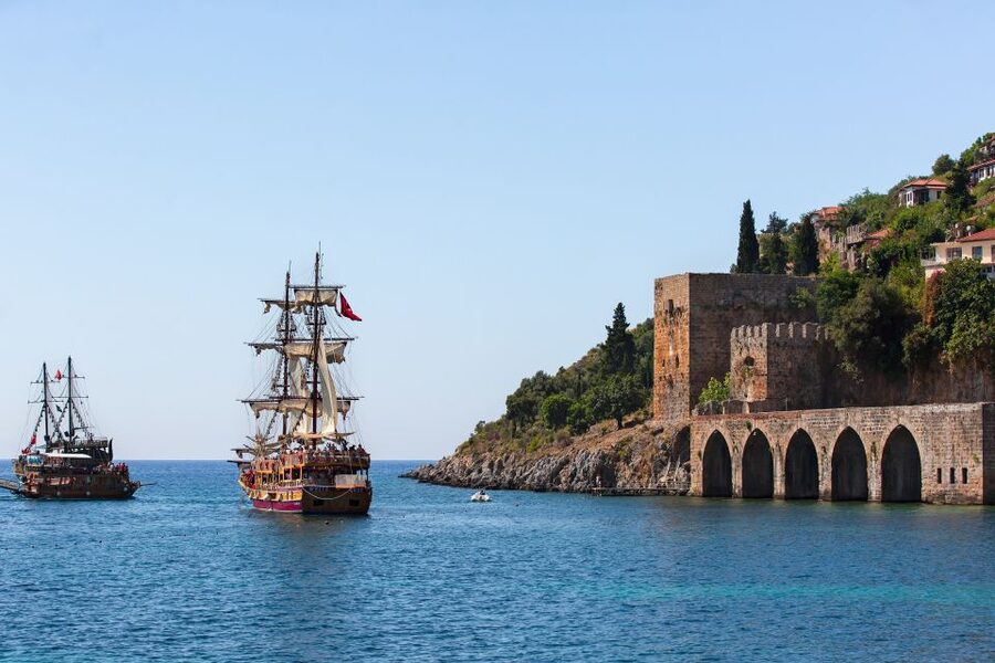 From Side: Alanya Tour with Lunch, Boat Trip, and Cable Car - First glimpses of Alanya at Kizilkule